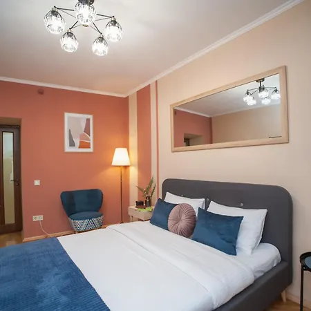 Romantic Suite, 3mins To Rynok Square * Lviv