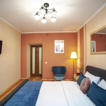 Romantic Suite, 3mins To Rynok Square Lviv