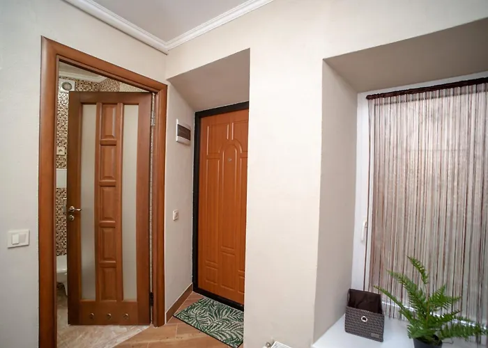 Romantic Suite, 3mins To Rynok Square דירה *