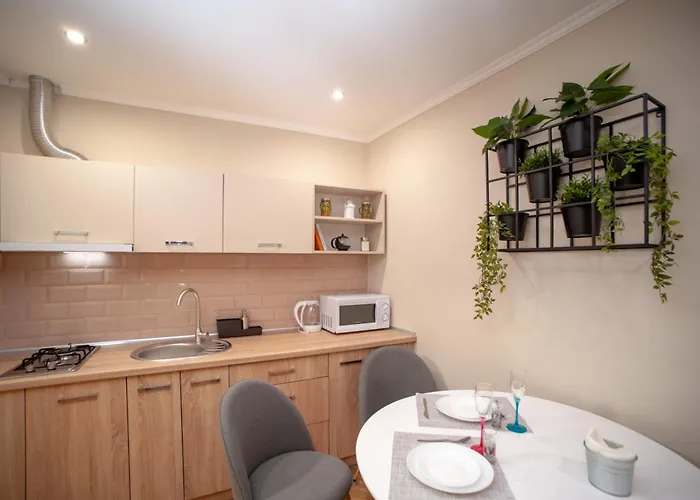 Romantic Suite, 3mins To Rynok Square לבוב