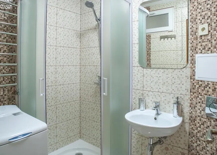 Romantic Suite, 3mins To Rynok Square